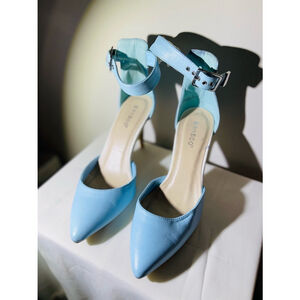 Women's Bamboo Heels Blue Size 8